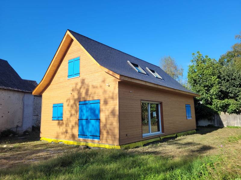 Petite Maison ossature bois hors d'eau hors d'air - près de Pau dans les Pyrénées Atlantiques (64) -