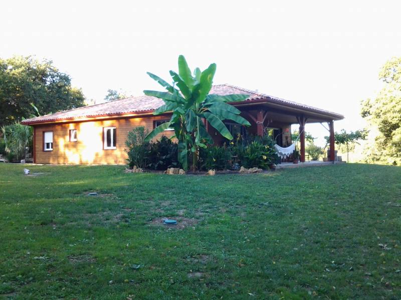 maison bois dans le gers près de Riscle