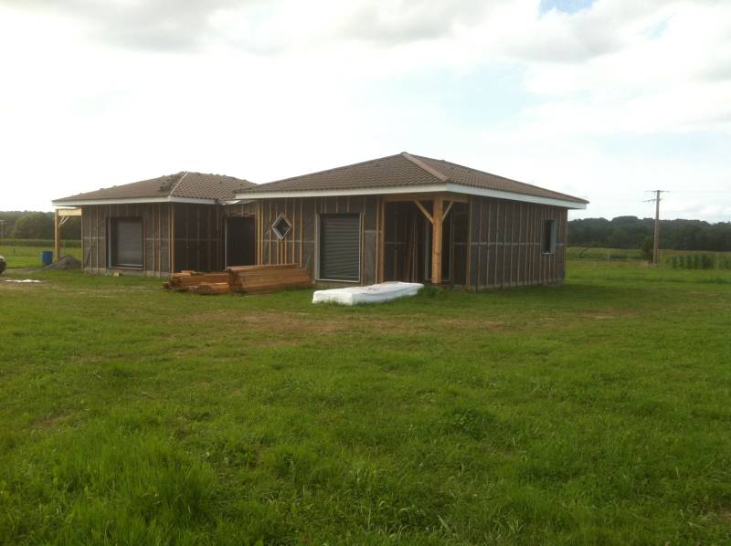 Maison en bois contemporaine de plain-pied près de Lannemezan (65)- construction modulaire en bois – Réf M00036