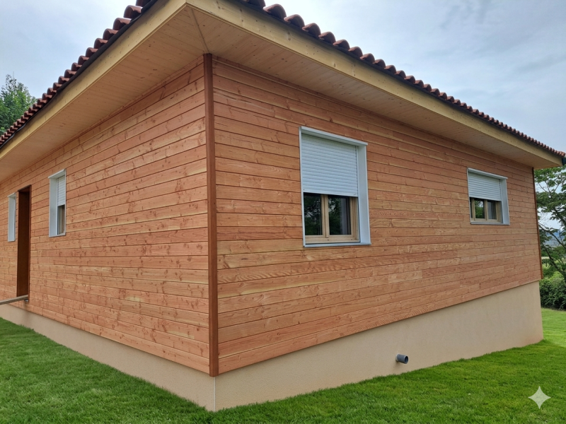 Réalisation d'une maison en ossature bois dans me Gers, en bardage bois Douglas