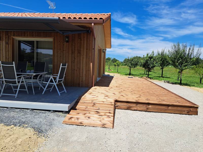 cogebois-maison-ossature-bois-Contrat-de-Construction-Maison-Individuelle-hors-d-eau-hors-d-air situé-Villeneuve de Marsan 40